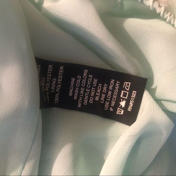 VINCE CAMUTO BLOUSE, Sea Foam Green, White Polka Dots S - Picture 4 of 4